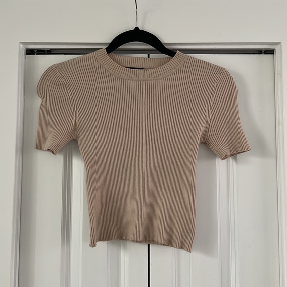 Ribbed Tan Tshirt - Picture 1 of 3